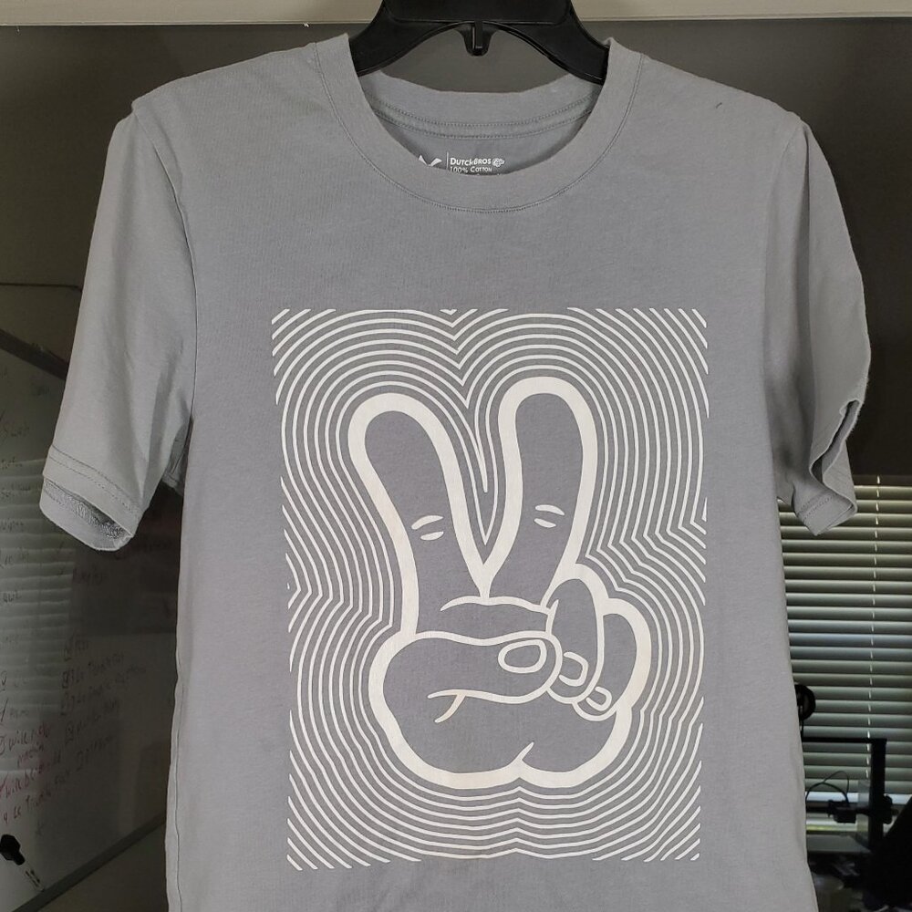 MENS GREY DUTCH BROS COFFEE PEACE T-SHIRT SMALL